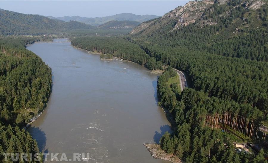 Чуйский тракт возле села Манжерок