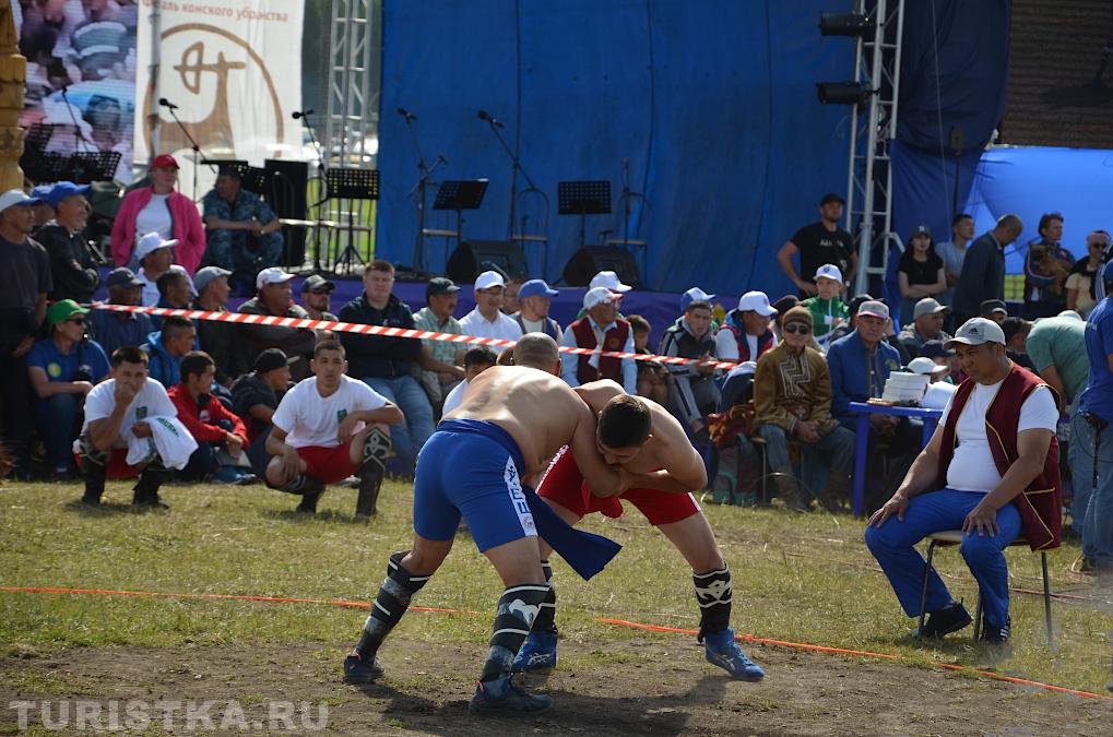 Борьба «Кÿреш»