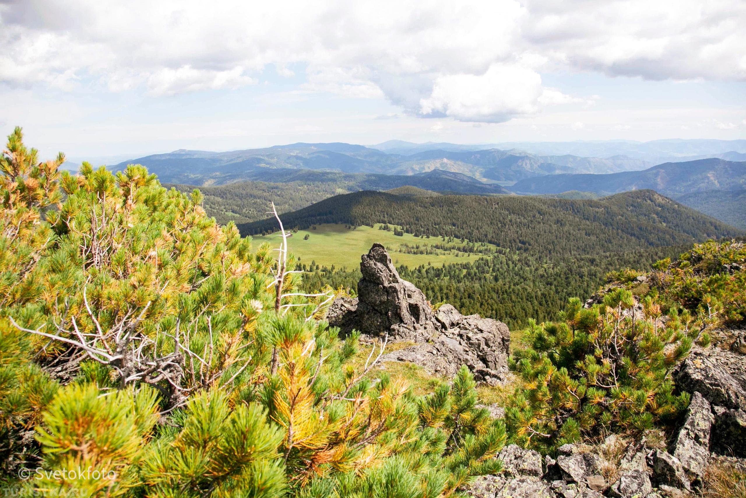 Скальник, напоминающий "Чертов палец"