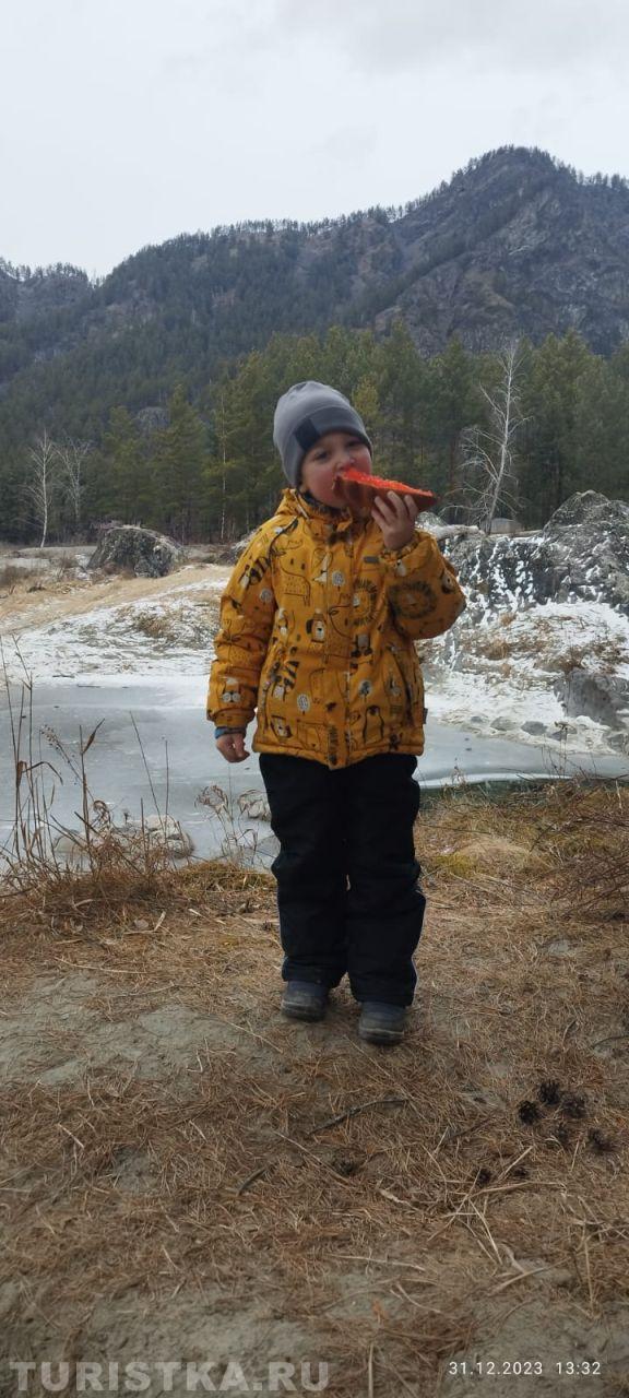 «Любуюсь бирюзой Катуни… Но аппетит не ждёт!», Глаза Катуни