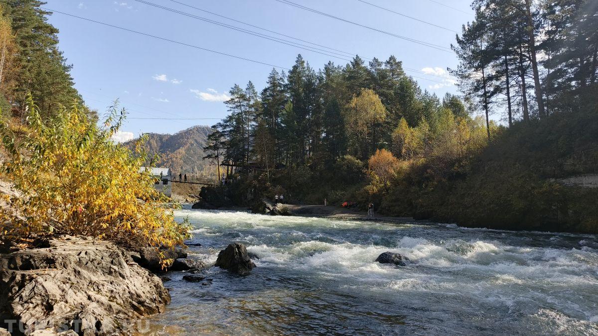Река Чемал, устье у реки Катунь.