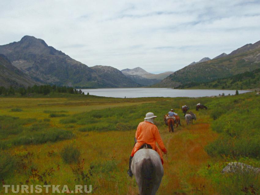 На подходе к озеру