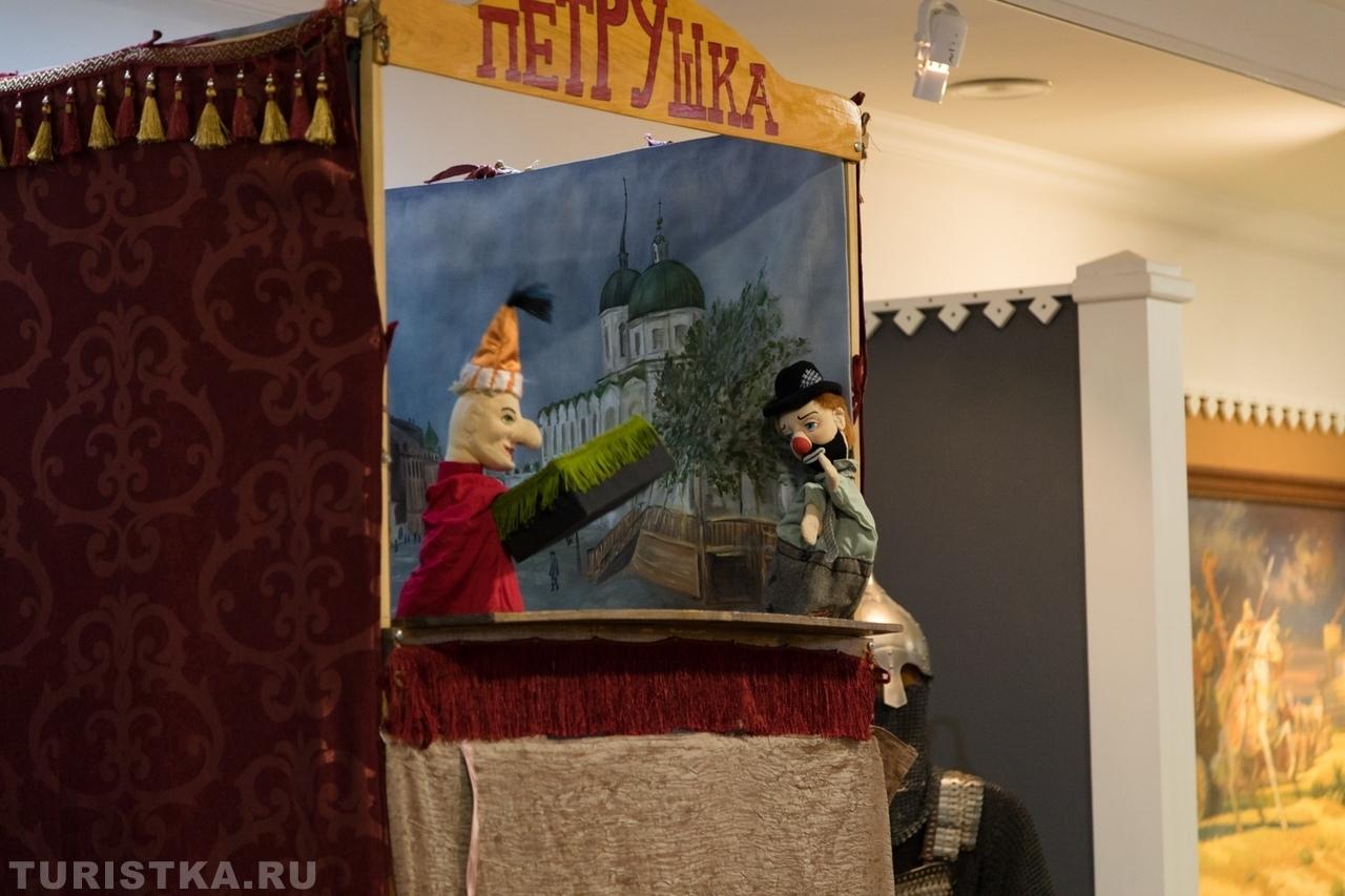Русский балаган "Петрушка"