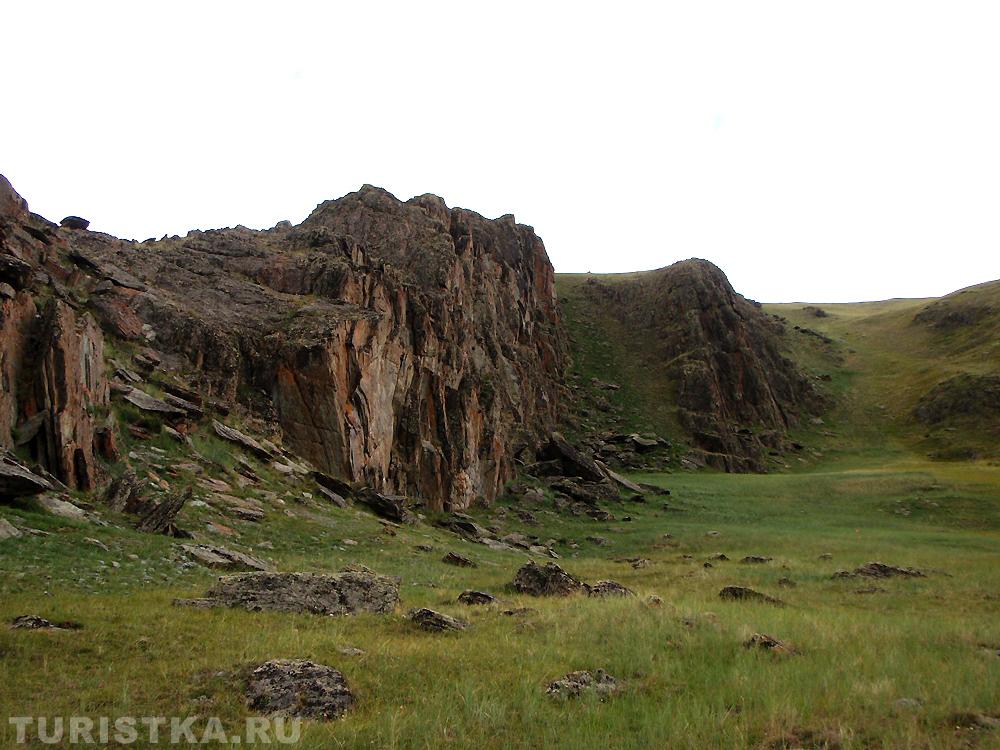 Скалы с петроглифами