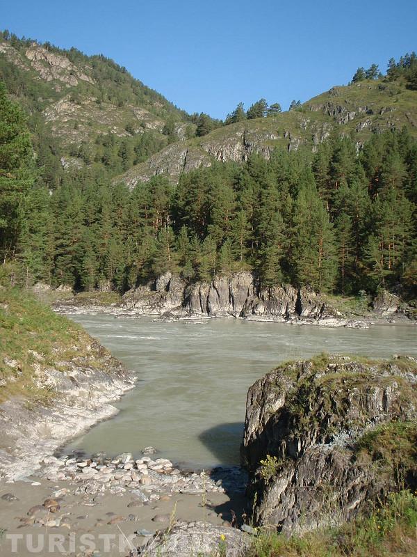 Катунь около впадения реки Чемал