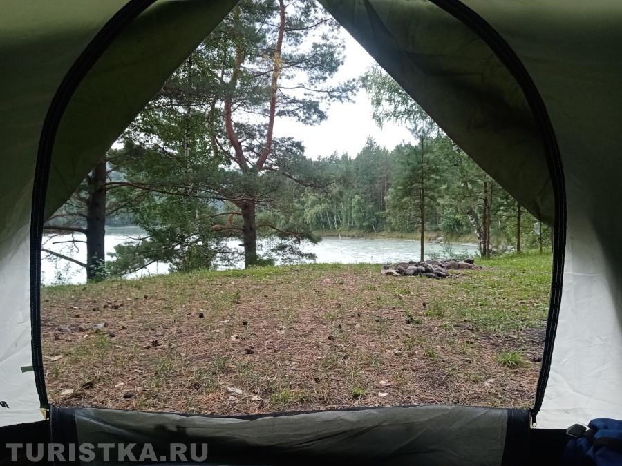 1. "А где ноги?! Тут должны быть ноги!!» " Возле горы Луковка село Аскат.