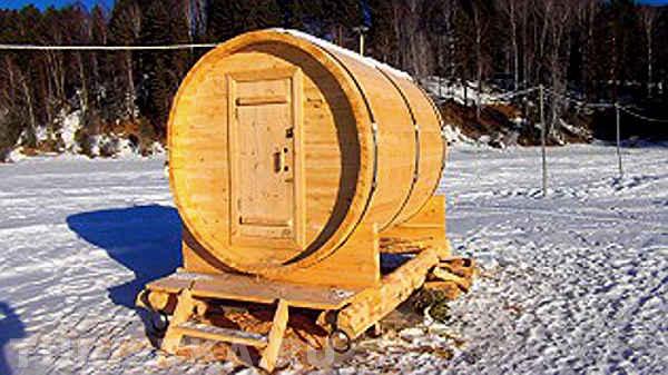 Банька-Бочка у проруби