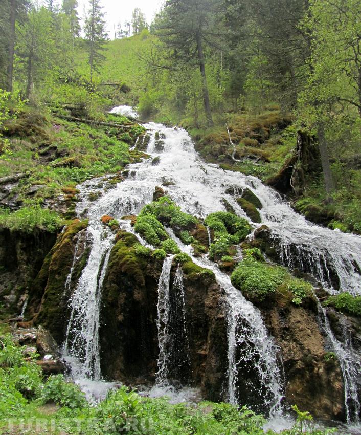 Емурлинский водопад