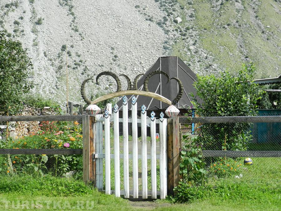 1. "Отель обманутых мужчин" Долина Чулышмана