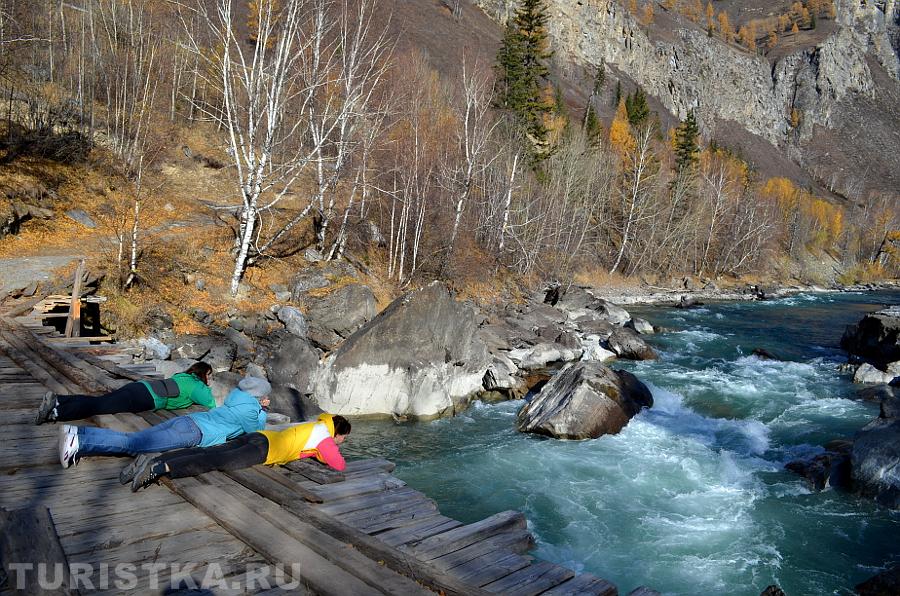 Мост в начале порога Бегемот на Чуе