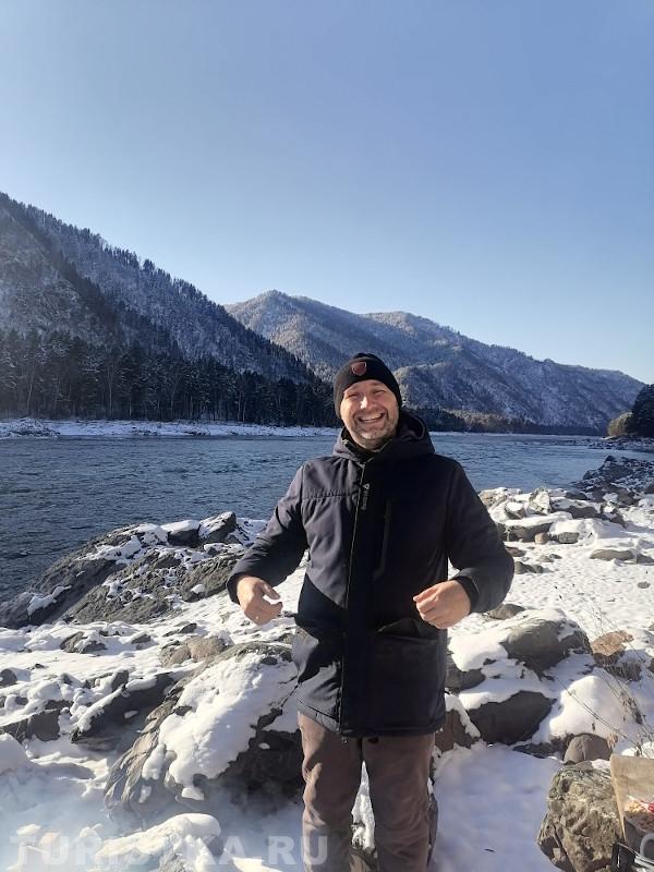 1. Эмоции от пребывания на Алтае - налицо! Берег реки Катунь