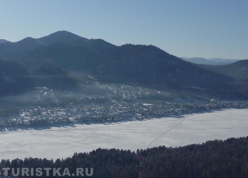 Вид на село Иогач зимой
