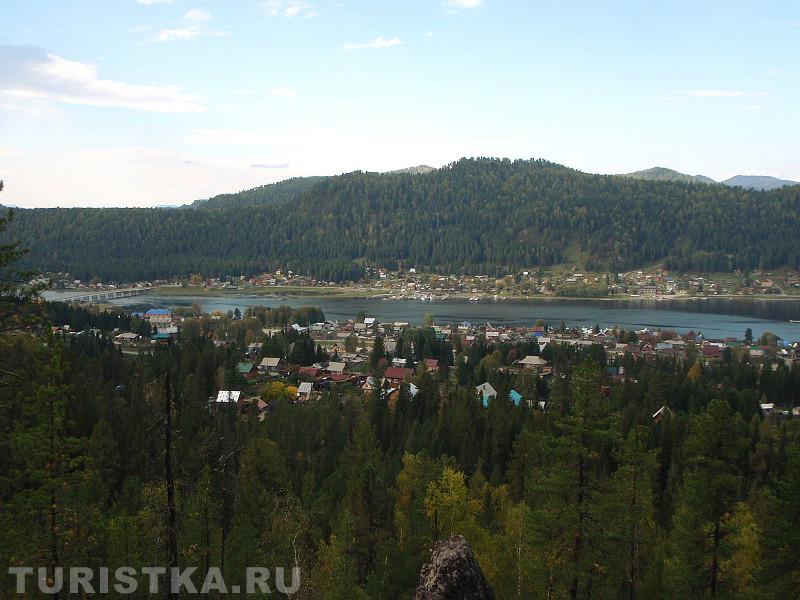 Иогач с горы Кебетек, на другом берегу - Артыбаш