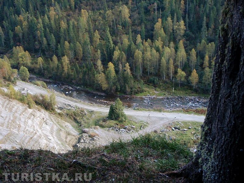 Река Иогач с высоты карьера