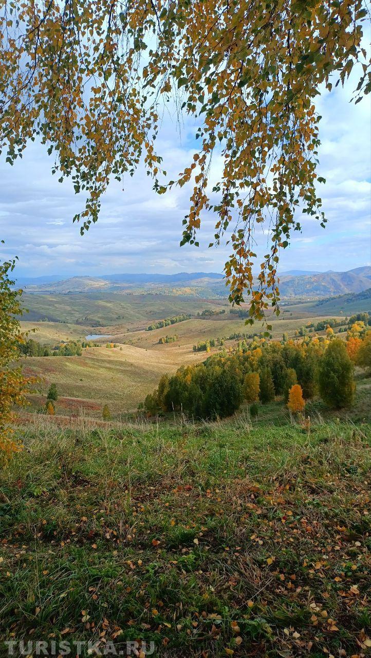 Алтай.  Вид с горы Верхний Притор (634 метра над уровнем моря)
