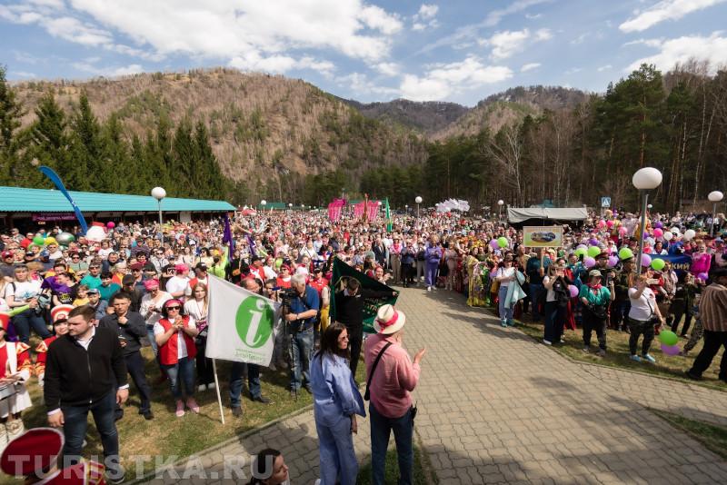 Фестиваль Цветения маральника на Бирюзовой Катуни