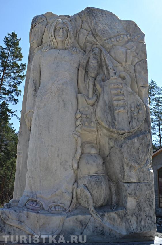 Памятник Джону Леннону