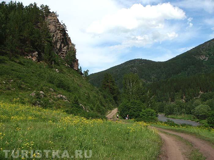 Скала со смотровой площадкой