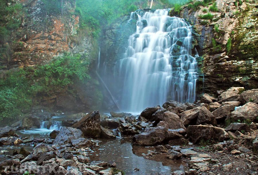 Пещерский водопад
