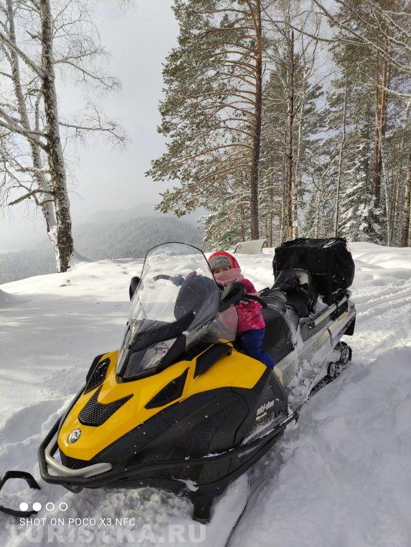  "- Ну, что ребята! А теперь ещё 3500₽ и я вас увезу обратно!" 