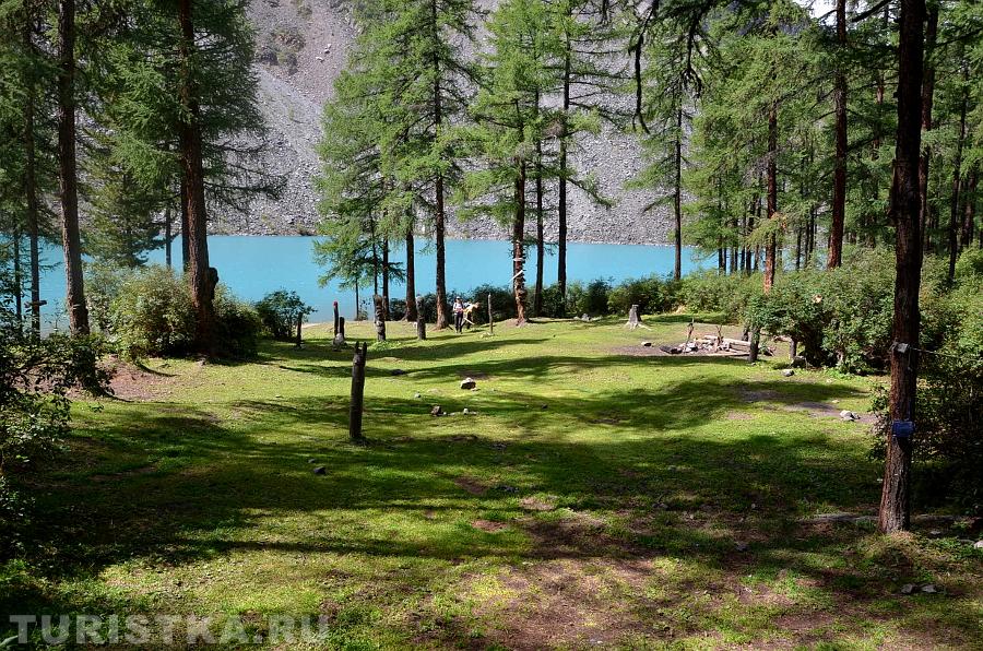 Начало подъема на Пирамиду с поляны идолов