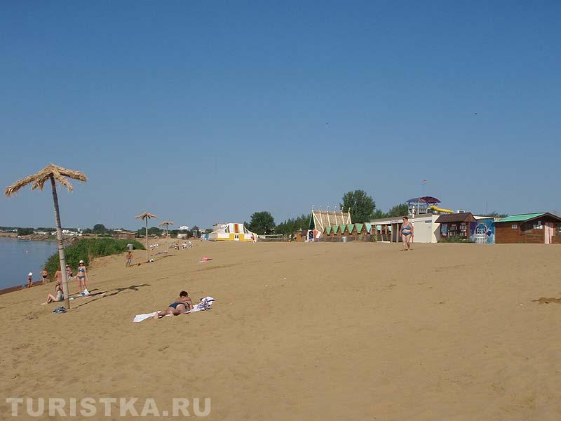 Пляж Причала-22 утром