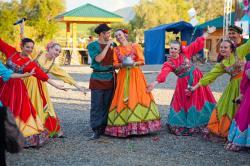 Алтайский край : Новотырышкино : Фестиваль напитков Алтайфест