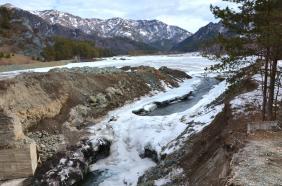 Горный Алтай : Река Чемал перед Чемальской ГЭС
