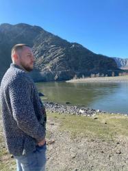 Алтай : Фотоконкурс : Смехотурики 2025 : Помню ездили на Алтай, напились сильно, закуска кончилась, закусывали Урсулом.-А что это?-Река., Онгудай