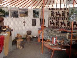 Горный Алтай : Аскат : В юрте