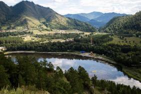 Водохранилище  с горы Бешпек, Чемальский район Алтай.