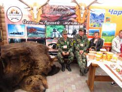 АлтайТур. АлтайКурорт : Выставочные стенды районов