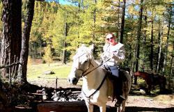 Верхом на коне : Горный Алтай