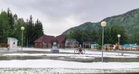 Типичное сибирское лето, выбран оптимальный транспорт. Выезд с Тавдинских пещер.