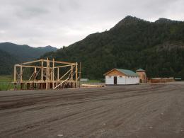 Чемальский район : туркомплекс Рублевка : искусственное озеро