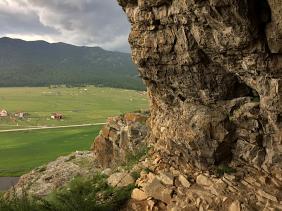 Пещера в массиве Белый Камень