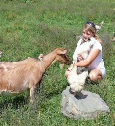 Зверотерапия. с. Черга контактный зоопарк.