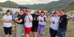 Фестиваль Звенигора 2025 на Алтае на озере Саввушки