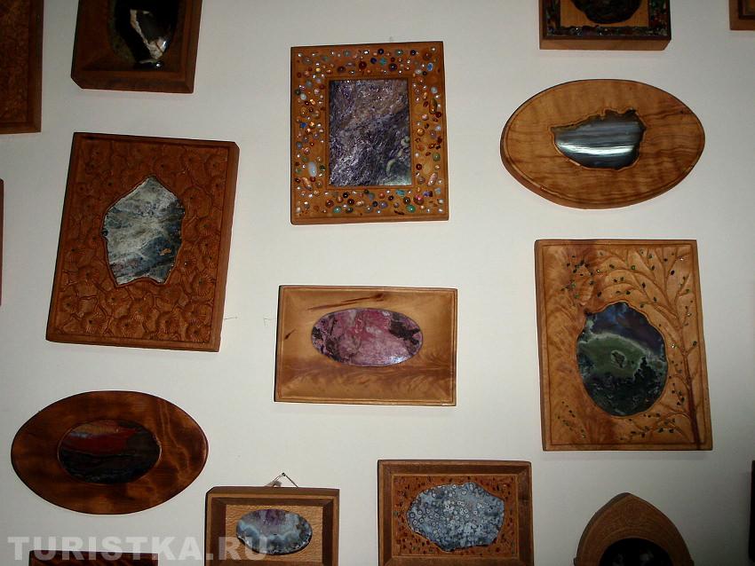 Картины из камня