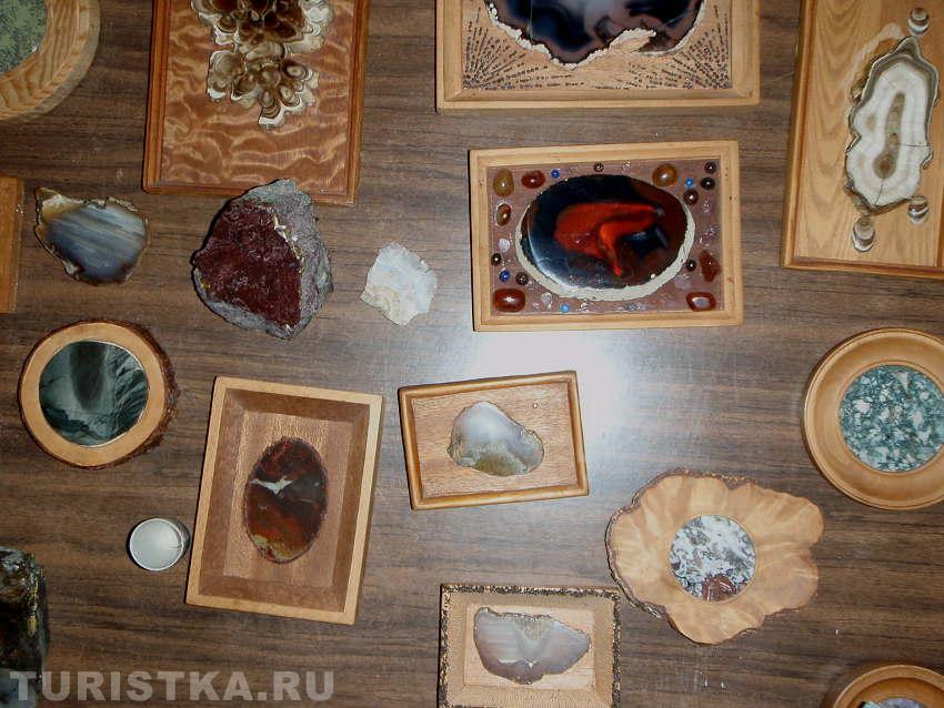 Картины из камня