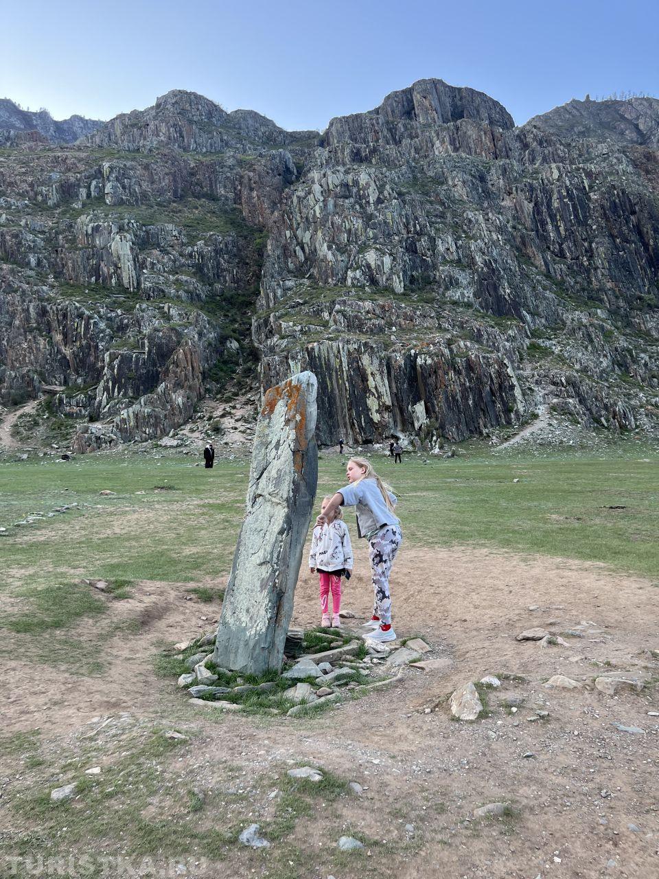 "Налево пойдешь..."