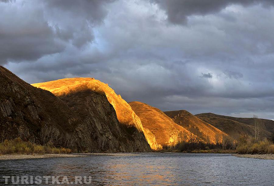 Синий Утес на закате