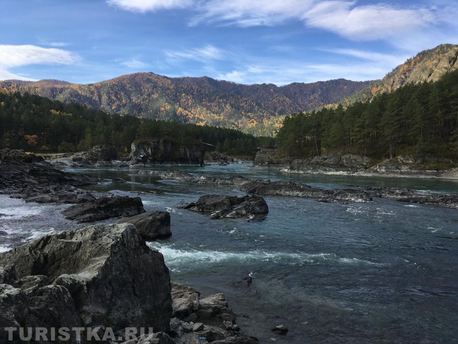 Слияние рек Катуни и Чемалка. 