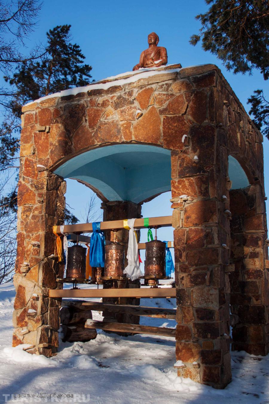 Скульптура Будды медицины