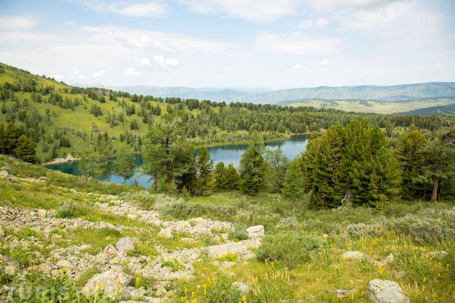 первое озеро у стоянки. 