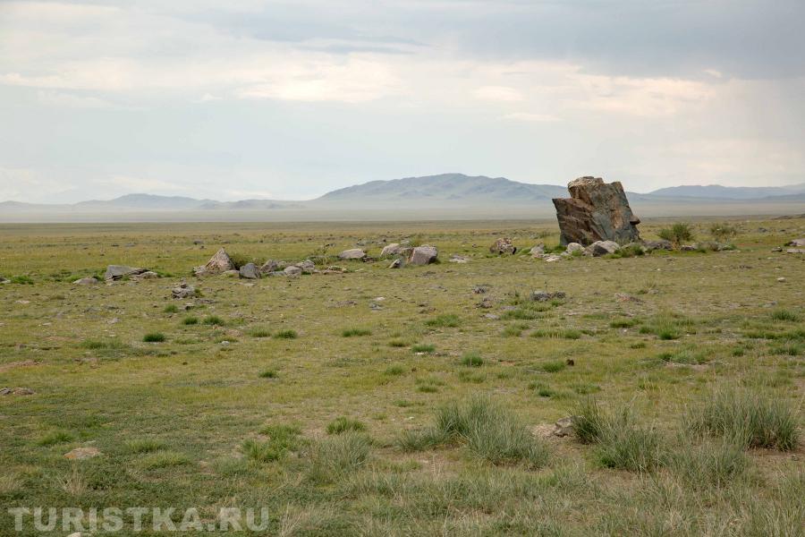 Тархатинский мегалитический комплекс