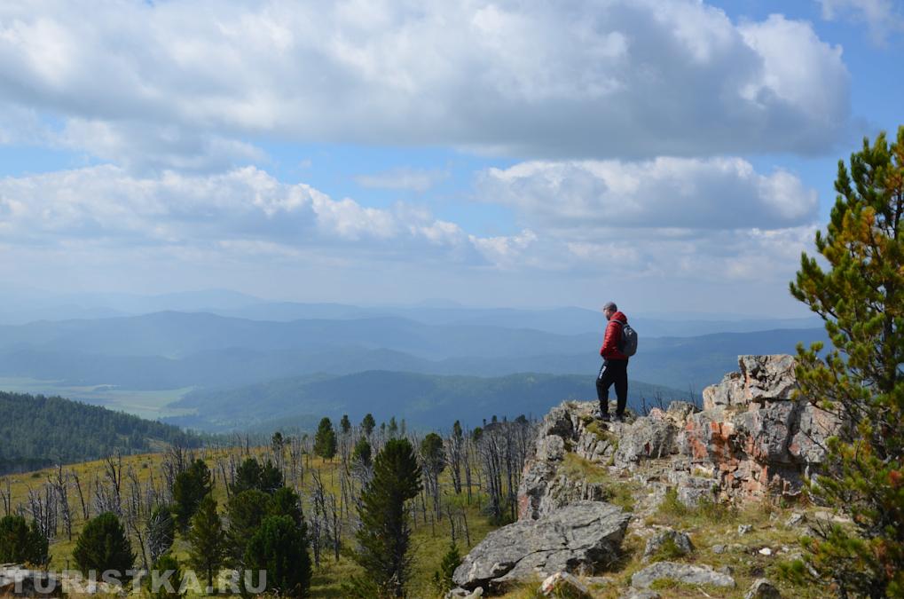 На вершине горы Тияхта на Семинском перевале