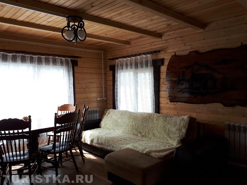 Благоустроенный зимний дом