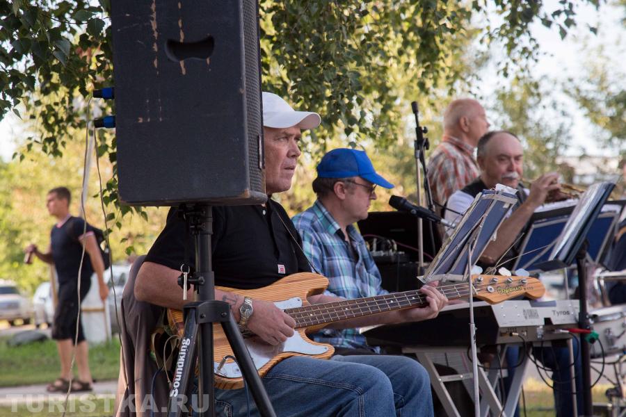 Музыкальные мероприятия у причала 22