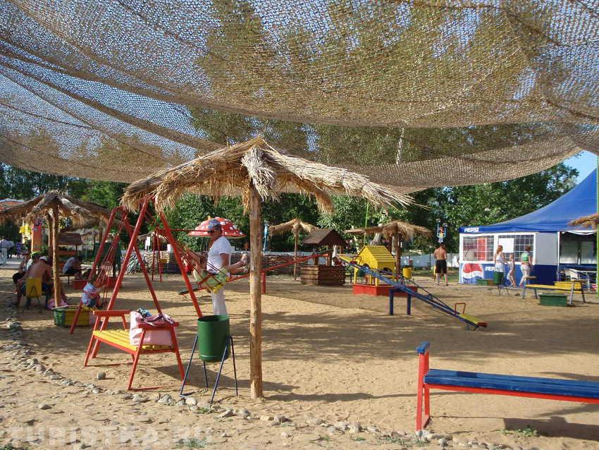 В развлекательном центре Остров